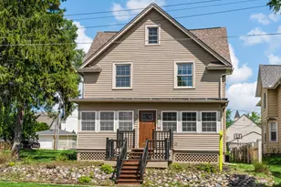 N88W16226 Park Blvd, Menomonee Falls, WI 53051 - Photo 3