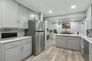 3140 S 40th St, Milwaukee, WI 53215 - Photo 13