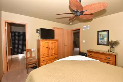 3608  Rivers Crossing Dr, Waukesha, WI 53189 - Photo 13