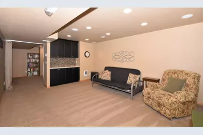 3608  Rivers Crossing Dr, Waukesha, WI 53189 - Photo 19