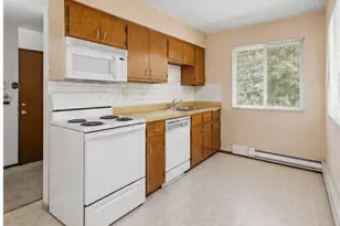 410 Cheviot Chase, Waukesha, WI 53186 - Photo 7