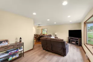 12405 W Euclid Ave, New Berlin, WI 53151 - Photo 3