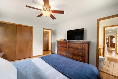 12405 W Euclid Ave, New Berlin, WI 53151 - Photo 17