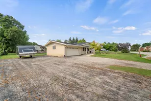 12405 W Euclid Ave, New Berlin, WI 53151 - Photo 31