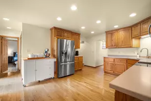 12405 W Euclid Ave, New Berlin, WI 53151 - Photo 5