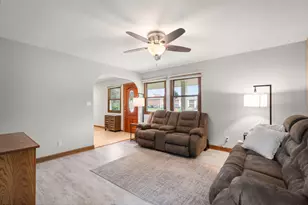 12405 W Euclid Ave, New Berlin, WI 53151 - Photo 13
