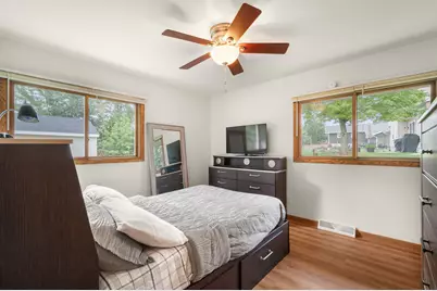 12405 W Euclid Ave, New Berlin, WI 53151 - Photo 19