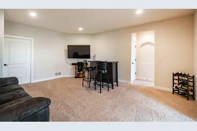 1032  Juniper Ln, Hartford, WI 53027 - Photo 27