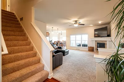 1032  Juniper Ln, Hartford, WI 53027 - Photo 21