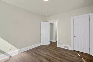 3258 N 23rd St, Milwaukee, WI 53206 - Photo 27