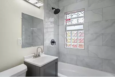 3258 N 23rd St, Milwaukee, WI 53206 - Photo 29