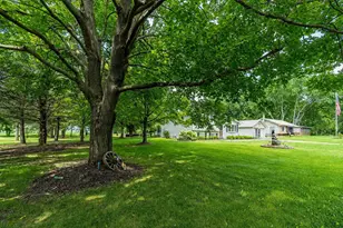 135 Prairie St, Sharon, WI 53585 - Photo 25