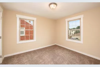 5026 N Bay Ridge Ave #5028, Whitefish Bay, WI 53217 - Photo 9