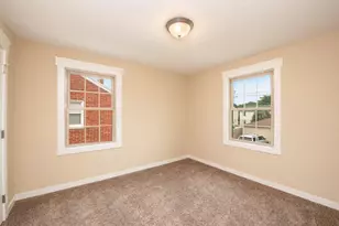 5026 N Bay Ridge Ave, Whitefish Bay, WI 53217 - Photo 9