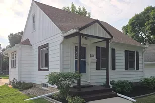2811 S 88th St, West Allis, WI 53227 - Photo 1
