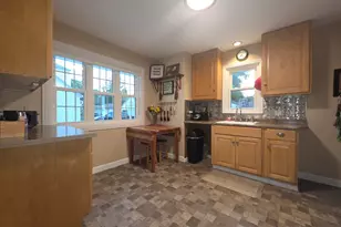 2811 S 88th St, West Allis, WI 53227 - Photo 5