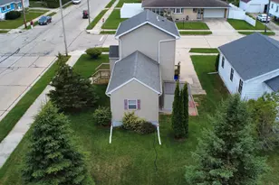 2700 Jackson St, Two Rivers, WI 54241 - Photo 5
