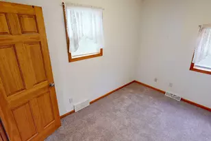 2700 Jackson St, Two Rivers, WI 54241 - Photo 15