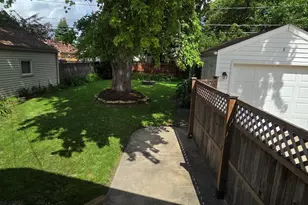 2816 Gillen St, Racine, WI 53403 - Photo 35
