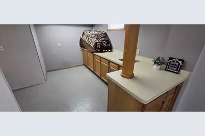 2816  Gillen St, Racine, WI 53403 - Photo 25