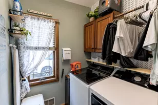 N49W15974 Caitlin Ct, Menomonee Falls, WI 53051 - Photo 11