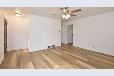 3940  Lasalle St, Racine, WI 53402 - Photo 13