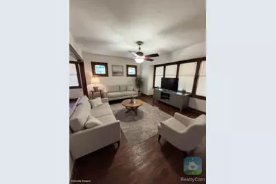 3050 N 24th Pl, Milwaukee, WI 53206 - Photo 7