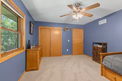 126 N Lapham Peak Rd, Delafield, WI 53018 - Photo 25