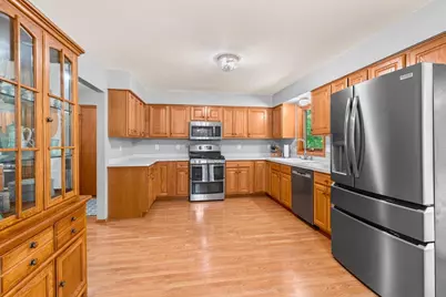 126 N Lapham Peak Rd, Delafield, WI 53018 - Photo 17