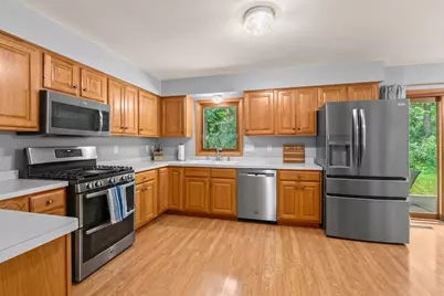 126 N Lapham Peak Rd, Delafield, WI 53018 - Photo 19