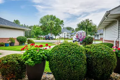 1270  Village Centre Dr #1, Somers, WI 53144 - Photo 19