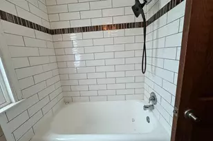 517 Hayes Avenue, Racine, WI 53405 - Photo 9