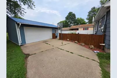 310  Austin St, Sparta, WI 54656 - Photo 23