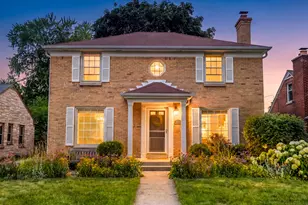 2439 N 81st St, Wauwatosa, WI 53213 - Photo 37