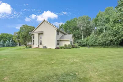 W270N2468  Orchard Ln, Pewaukee, WI 53072 - Photo 41