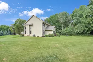 W270N2468 Orchard Ln, Pewaukee, WI 53072 - Photo 41