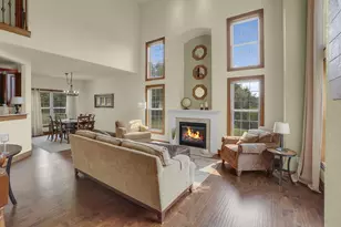 W270N2468 Orchard Ln, Pewaukee, WI 53072 - Photo 5
