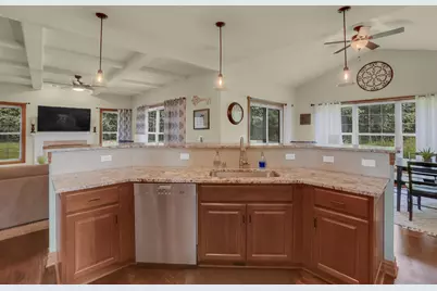 W270N2468  Orchard Ln, Pewaukee, WI 53072 - Photo 13