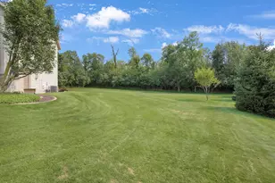 W270N2468 Orchard Ln, Pewaukee, WI 53072 - Photo 43