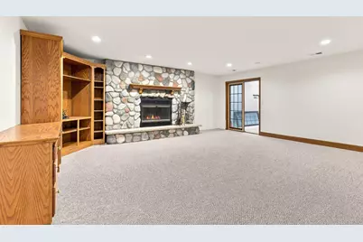 4730  Willow Creek Ln, Sheboygan, WI 53083 - Photo 61