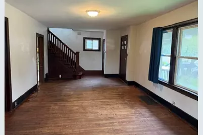 7229  Sheridan Rd, Kenosha, WI 53142 - Photo 5