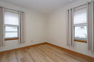 4019 S Kansas Ave, Saint Francis, WI 53235 - Photo 19