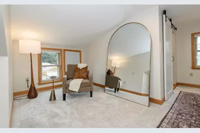 4019 S Kansas Ave, Saint Francis, WI 53235 - Photo 13