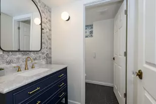 4019 S Kansas Ave, Saint Francis, WI 53235 - Photo 25