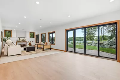 3244 N Interlaken Dr, Summit, WI 53066 - Photo 31