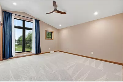 3244 N Interlaken Dr, Summit, WI 53066 - Photo 27