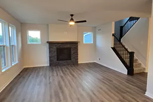1499 Patton Dr, Hartford, WI 53027 - Photo 5