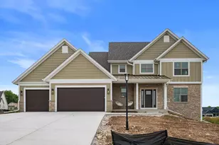 N66W21349 Sweet Clover Dr, Menomonee Falls, WI 53051 - Photo 45