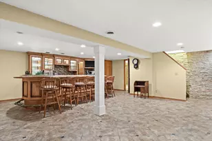 N56W15799 Bette Dr, Menomonee Falls, WI 53051 - Photo 31