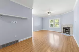 2210 S Winchester St, Milwaukee, WI 53207 - Photo 11